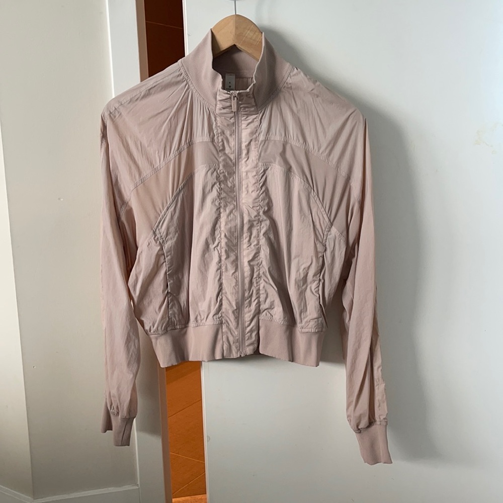 Lululemon cropped jacket